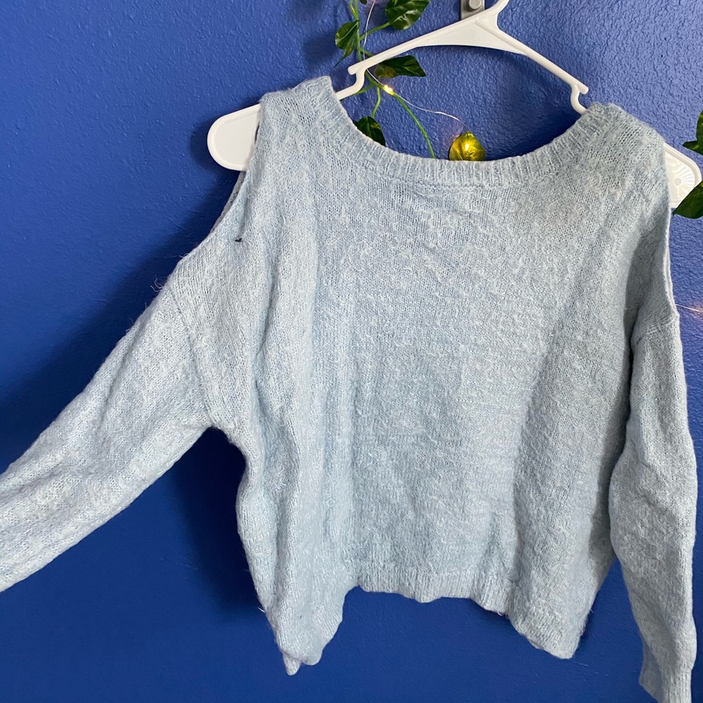 Sweater - Picture 2 of 3